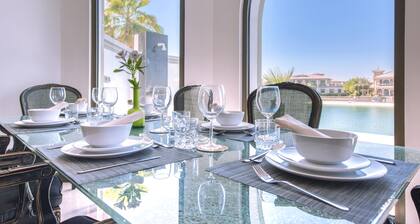Maison Privee - Glamourous Beachfront Villa on The Palm w/ Pool