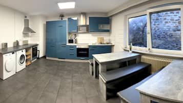 Apartment, Private Bathroom (Zimmer 15) | Lobby