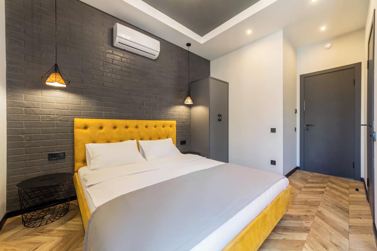 Comfort Room | 1 bedroom, desk, laptop workspace, iron/ironing board