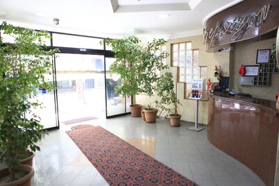 özgür otel