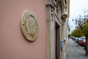 Exterior - Nest  (Gyor)