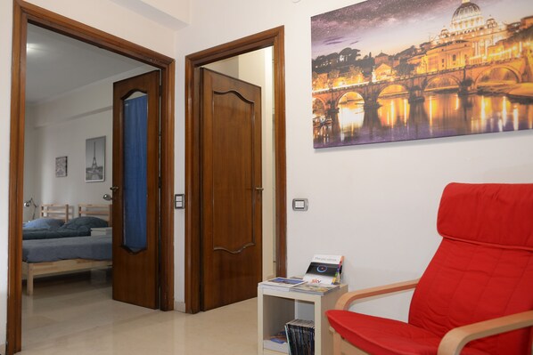 Shared Dormitory, 1 Bedroom, Accessible, Smoking | Interior