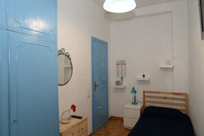 Shared Dormitory, 1 Bedroom, Accessible, Smoking | 1 bedroom - Room-single Room in Cozy and Comfortable (Rome)