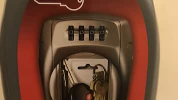 Gemeinsamer Schlafsaal, 1 Schlafzimmer, barrierefrei, Raucher | Eingangsbereich