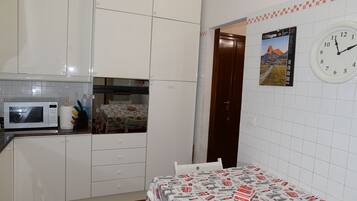 Dormitorio condiviso, 1 camera da letto, accessibile ai disabili, fumatori | Interni