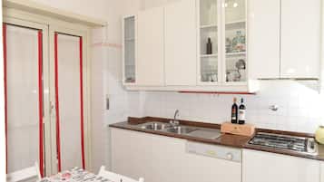 Dormitorio condiviso, 1 camera da letto, accessibile ai disabili, fumatori | Interni
