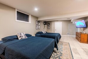 2 Schlafzimmer, Zimmersafe, Bügeleisen/Bügelbrett, kostenloses WLAN
