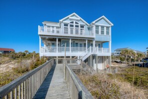 Exterior - 6901 W Beach Drive, perfect for families with 4 bedrooms and pet-friendly. (Oak Island)
