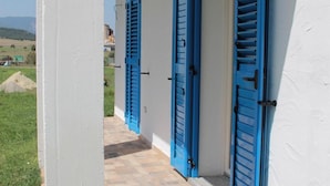 Exterior - Solivariu Village Affittacamere - King Room With Garden View 1 (Piscinas)