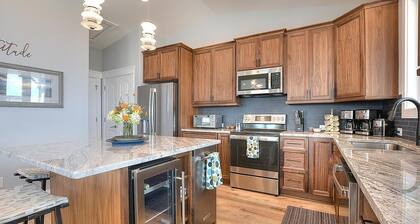 Beautiful Home-Ocean & Waterway Views All Around,Pool,Elevator, Dogs-Sleeps12