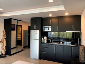 Condo, 1 Bedroom | Private kitchen - Platinum Suites Floor 6 Room 63 (Pattaya)