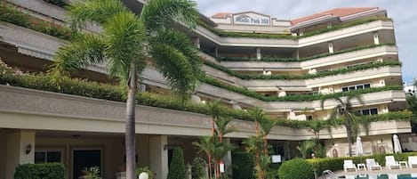 Condo, 1 Bedroom | Exterior