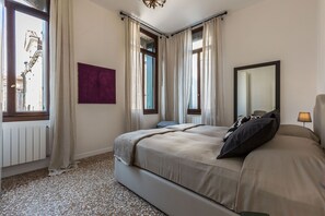 2 camere, ferro/asse da stiro, Wi-Fi gratuito, lenzuola