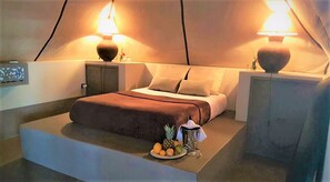 9 Schlafzimmer, WLAN