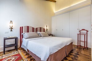 1 chambre, fer et planche à repasser, Wi-Fi gratuit, draps fournis