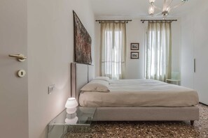 2 Schlafzimmer, Bügeleisen/Bügelbrett, kostenloses WLAN, Bettwäsche