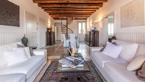 Living area - Distinctive Penthouse with Elevator Terrace and View (Venecia)