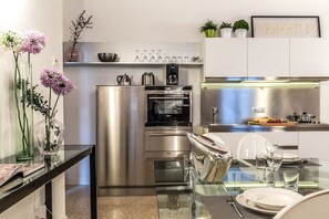 Fridge, microwave, oven, dishwasher