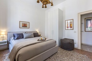 3 habitaciones, tabla de planchar con plancha y wifi gratis