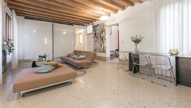 Interior - Minimalist Bright and Spacious Designer Home (Venecia)