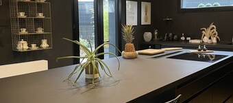 Beautiful contemporary house with pool in the heart of Le Mans