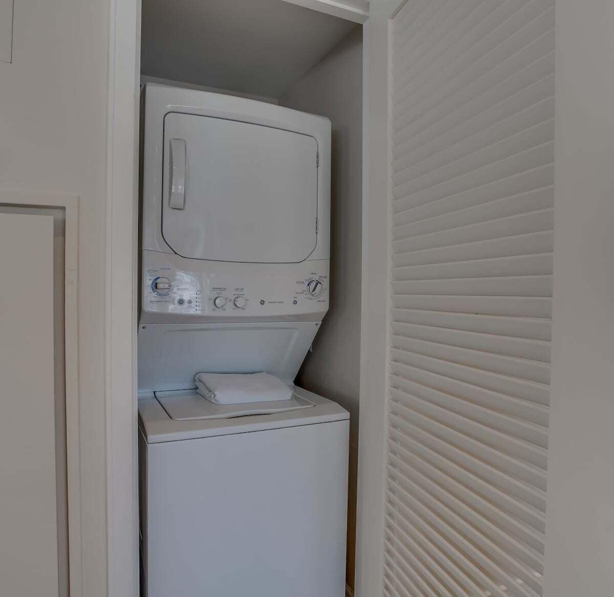 Apartment, 2 Bedrooms | Interior