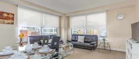 Apartment, 2 Bedrooms | Living area