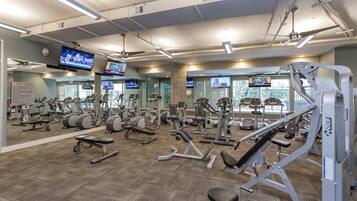 Apartment, 2 Bedrooms | Fitness facility