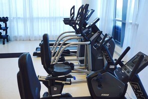 Apartment, 2 Bedrooms | Fitness facility