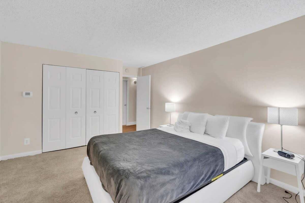 Apartment, 2 Bedrooms | 2 bedrooms, iron/ironing board, free WiFi