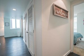 Interior - Downtown 2br Apartment Near Convention Center 2 Bedroom Apts by RedAwning (Baltimore)