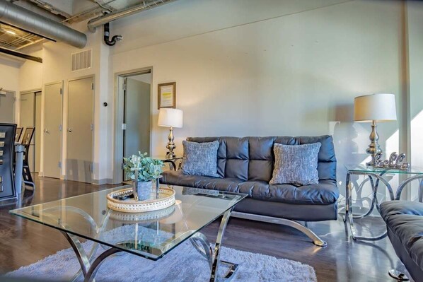 Apartment, 1 Bedroom | Living area