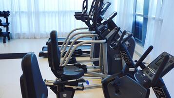 Apartment, 1 Bedroom | Fitness facility