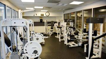Apartment, 2 Bedrooms | Fitness facility
