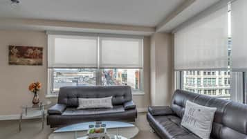 Apartment, 2 Bedrooms | Living area | Smart TV, streaming services