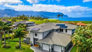 House, 5 Bedrooms | Exterior