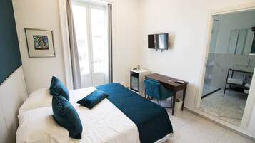 Exclusive Room | In-room safe, desk, free WiFi