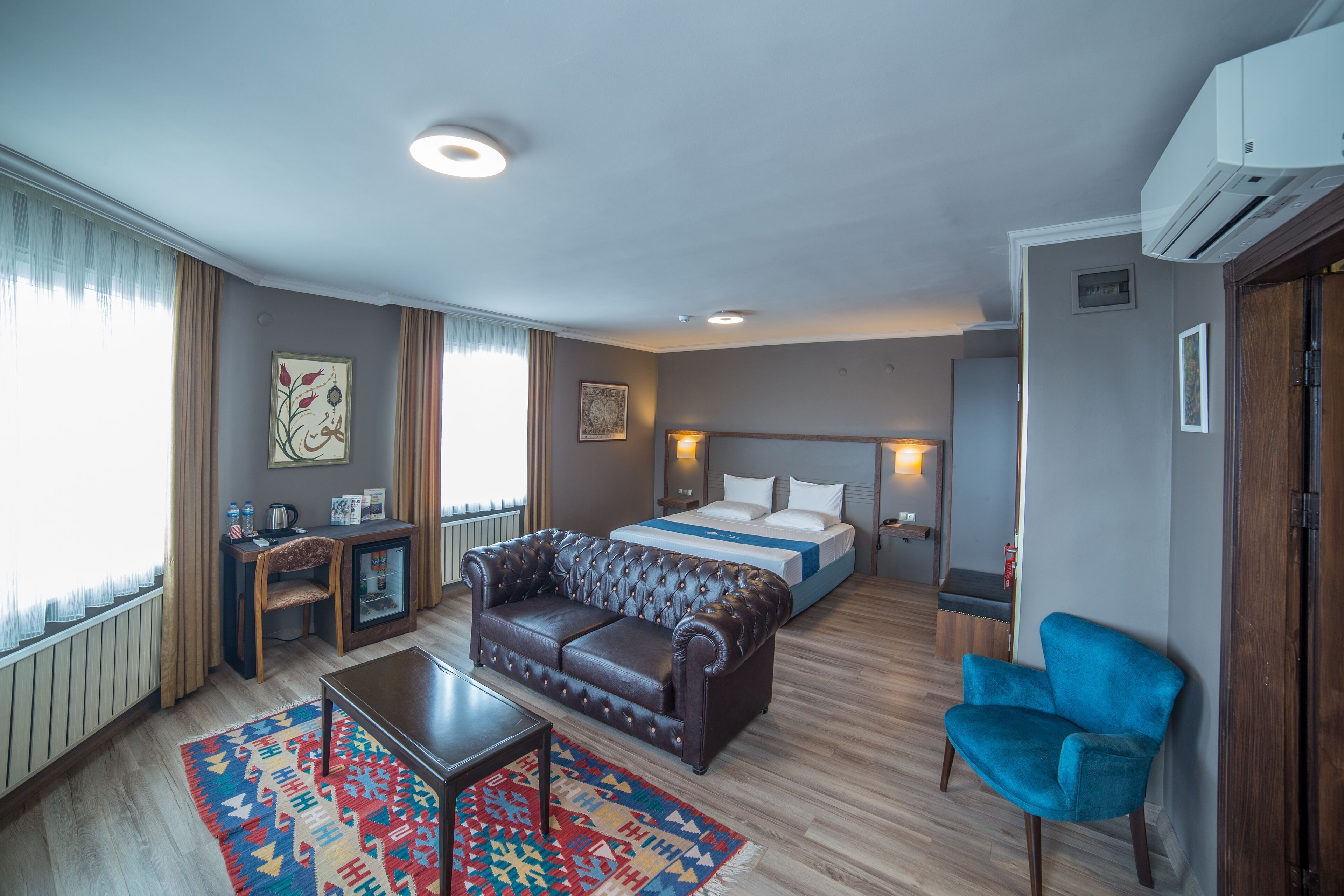 Laptop workspace, free WiFi, bed sheets, wheelchair access
