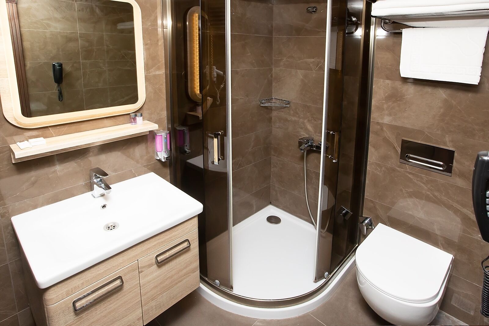 Shower, rainfall showerhead, hair dryer, slippers