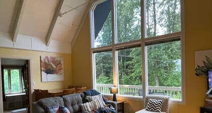 Chalet Gallery - Enjoy Two Units with this Chalet in the Heart of Alyeska - Walk almost anywhere!