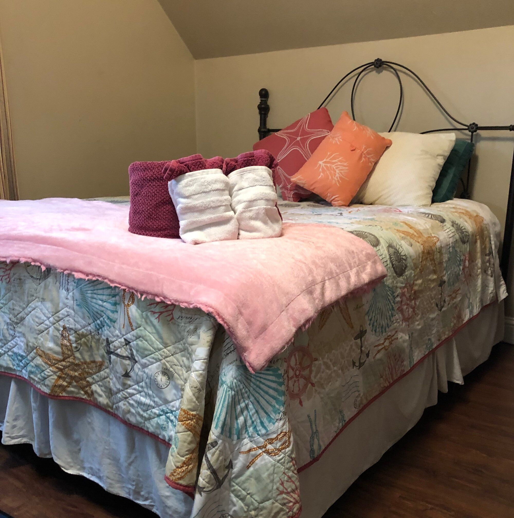 1 bedroom, desk, iron/ironing board, free WiFi
