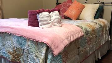 1 bedroom, desk, iron/ironing board, free WiFi