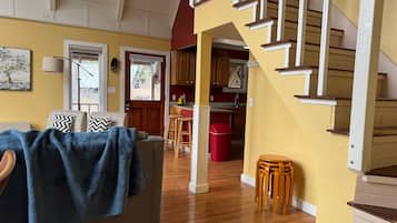 Smart TV, DVD player, books, video library