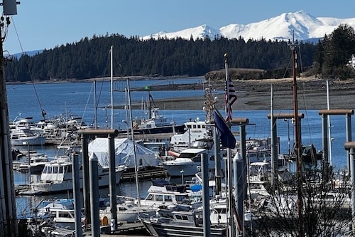 Kelli's Harbor Suites - In Auke Bay Walking Community - DISCOUNT ON TOURS
