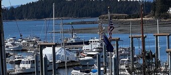 Kelli's Harbor Suites - In Auke Bay Walking Community - DISCOUNT ON TOURS
