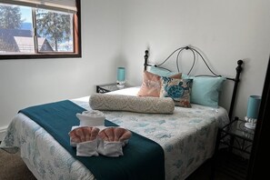 4 soverom, strykejern/-brett, wi-fi (inkludert) og sengetøy