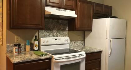 Rainbow Row - Three Private Units in Complex, near Mendenhall Glacier, Trails, and Conveniences!
