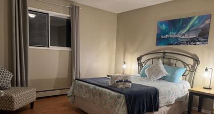 Rainbow Row - Three Private Units in Complex, near Mendenhall Glacier, Trails, and Conveniences!