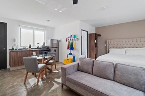 TV - +MS +Loft Inmejorable +Cómodo +Internet (Santiago de Querétaro)