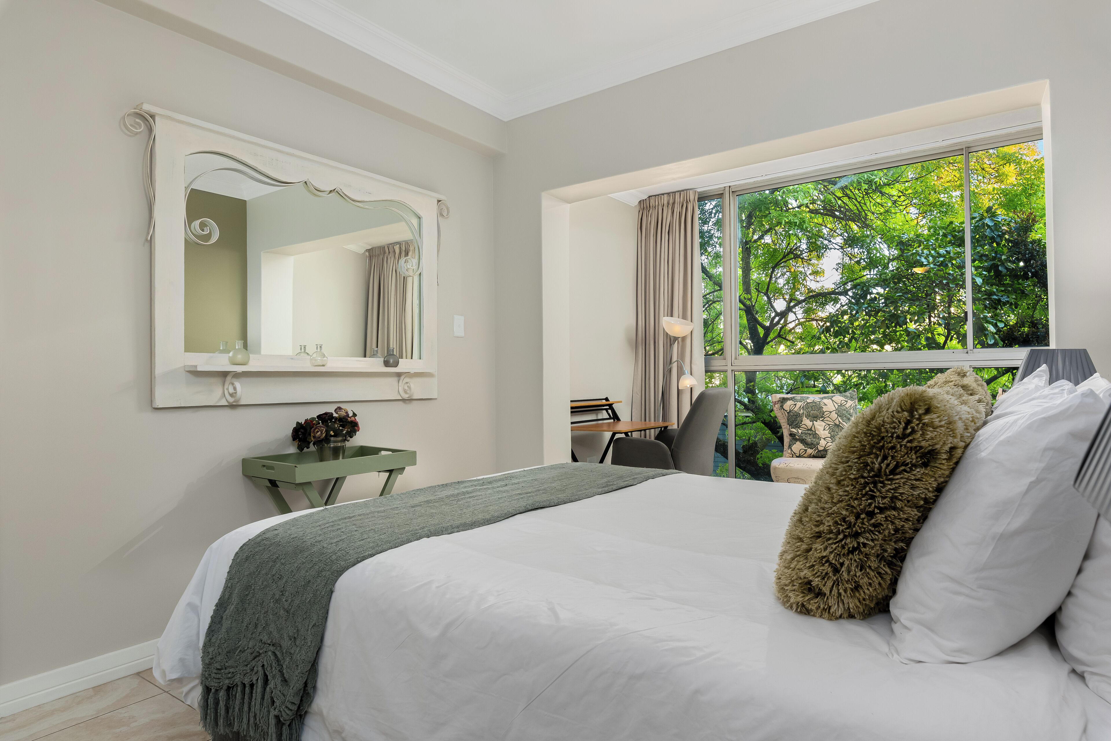 1 bedroom, in-room safe, desk, iron/ironing board